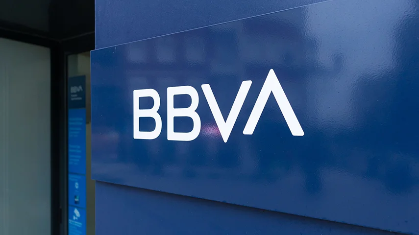 Spanish banks extend blockchain into syndicated loan administration, Visa launches stablecoin prefunding